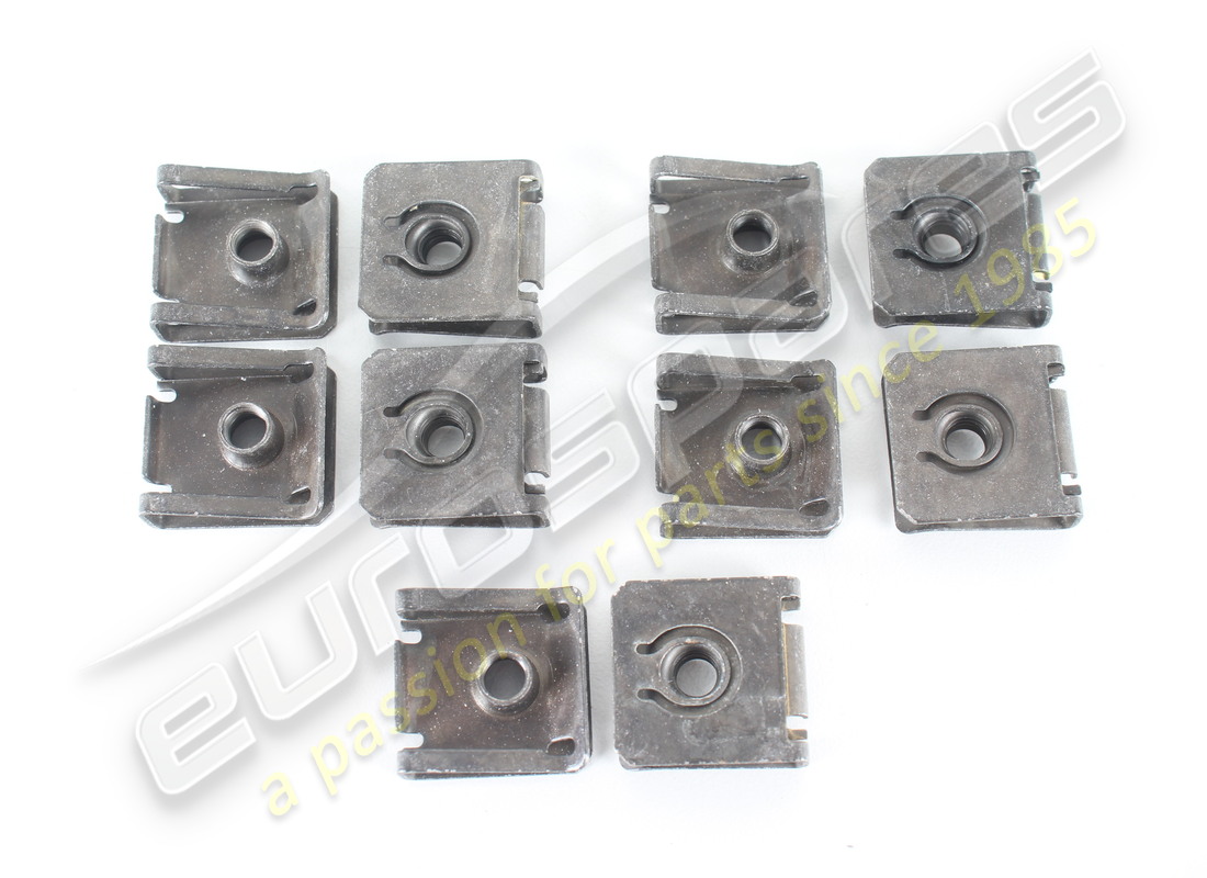nouveau aston martin clip spg m6 pack de 10. numéro de pièce 7g4310609eaapk (1)