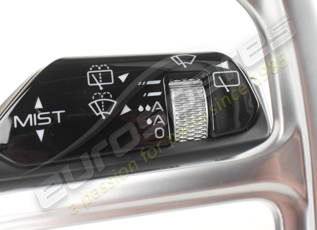 nouveau guide de commutateur maserati. numéro de pièce 670264698 (5)