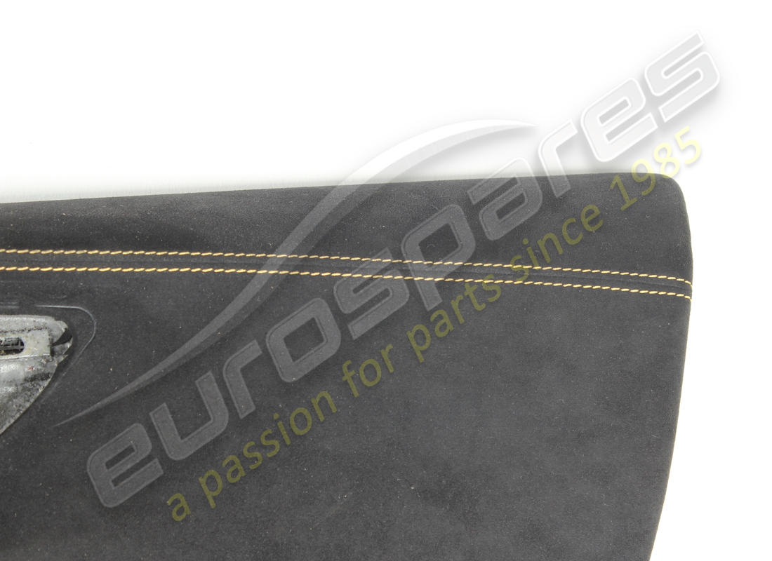 panneau avant droit complet d'occasion ferrari. numéro de pièce 859013 (2)