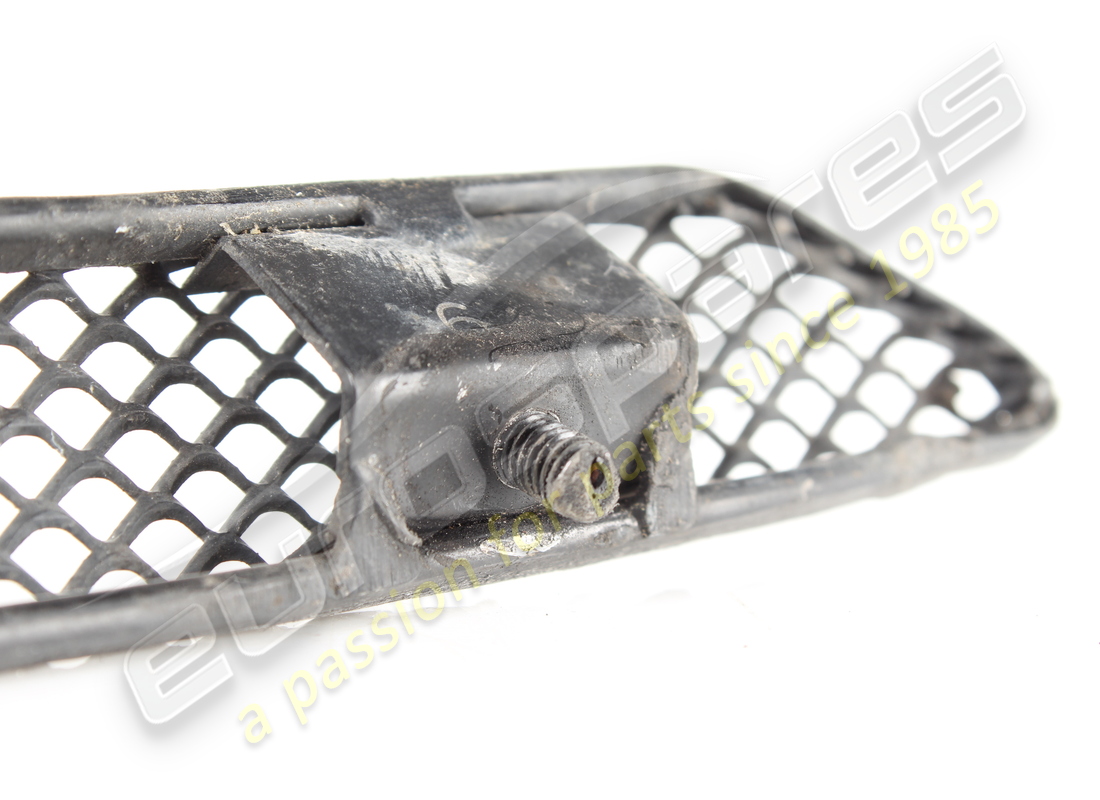 utilisé ferrari grille d'aile avant gauche complète. numéro de pièce 64656900 (3)