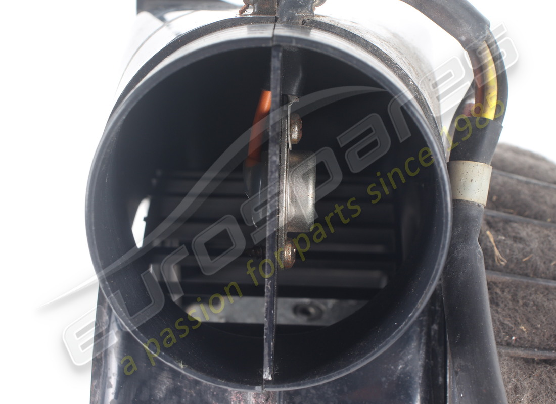 ventilateur électrique d'occasion ferrari lh provenant de ch no 76081. numéro de pièce 62438800 (5)