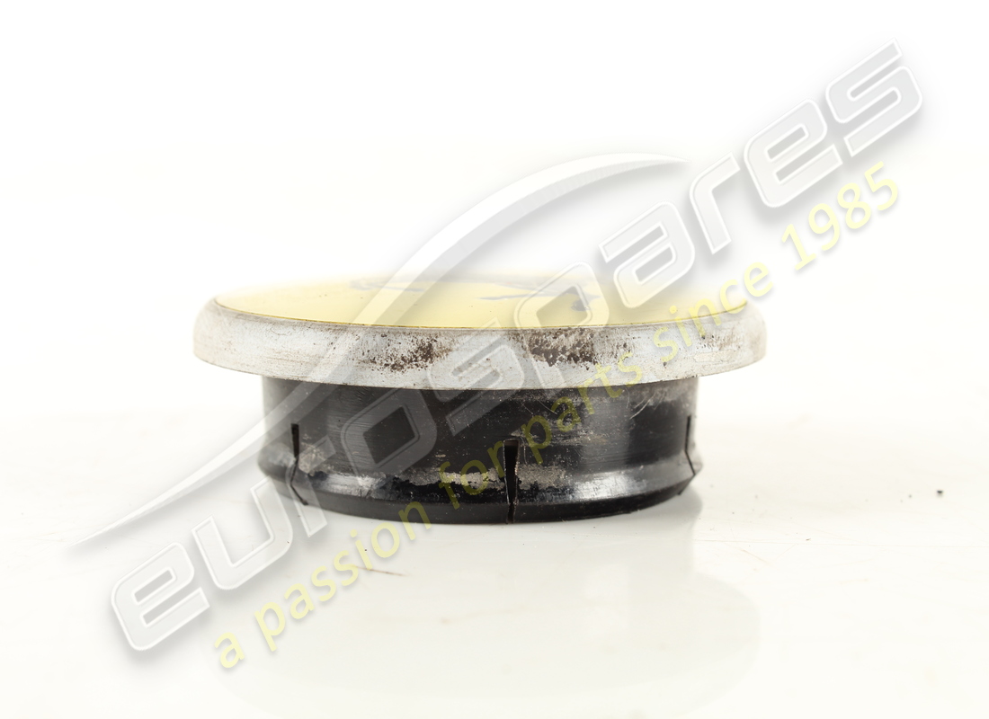 INSIGNE DE ROUE FERRARI UTILISÉ. NUMÉRO DE PIÈCE 108947A (2) insigne de roue ferrari utilisé. numéro de pièce 108947a (2)