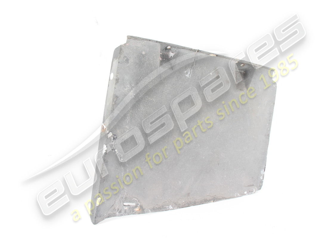 bouclier gauche ferrari endommagé. numéro de pièce 62128000 (1)