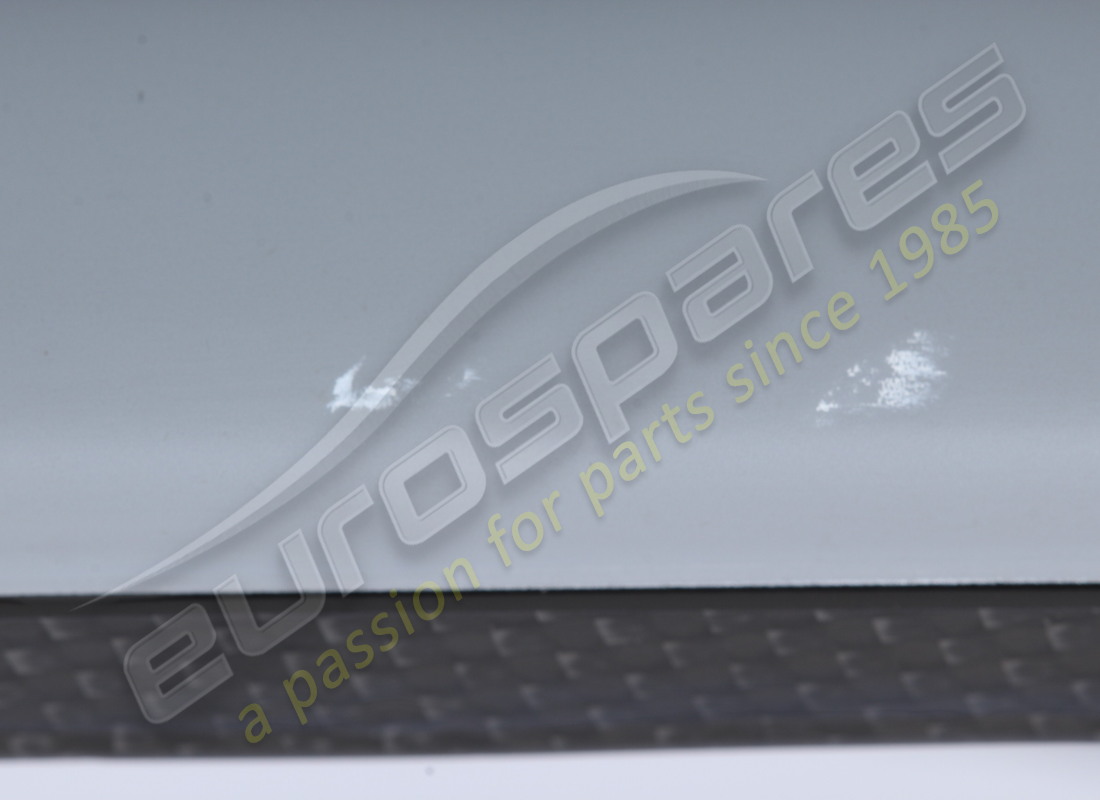 utilisé ferrari pare-chocs avant. numéro de pièce 87187110 (7)