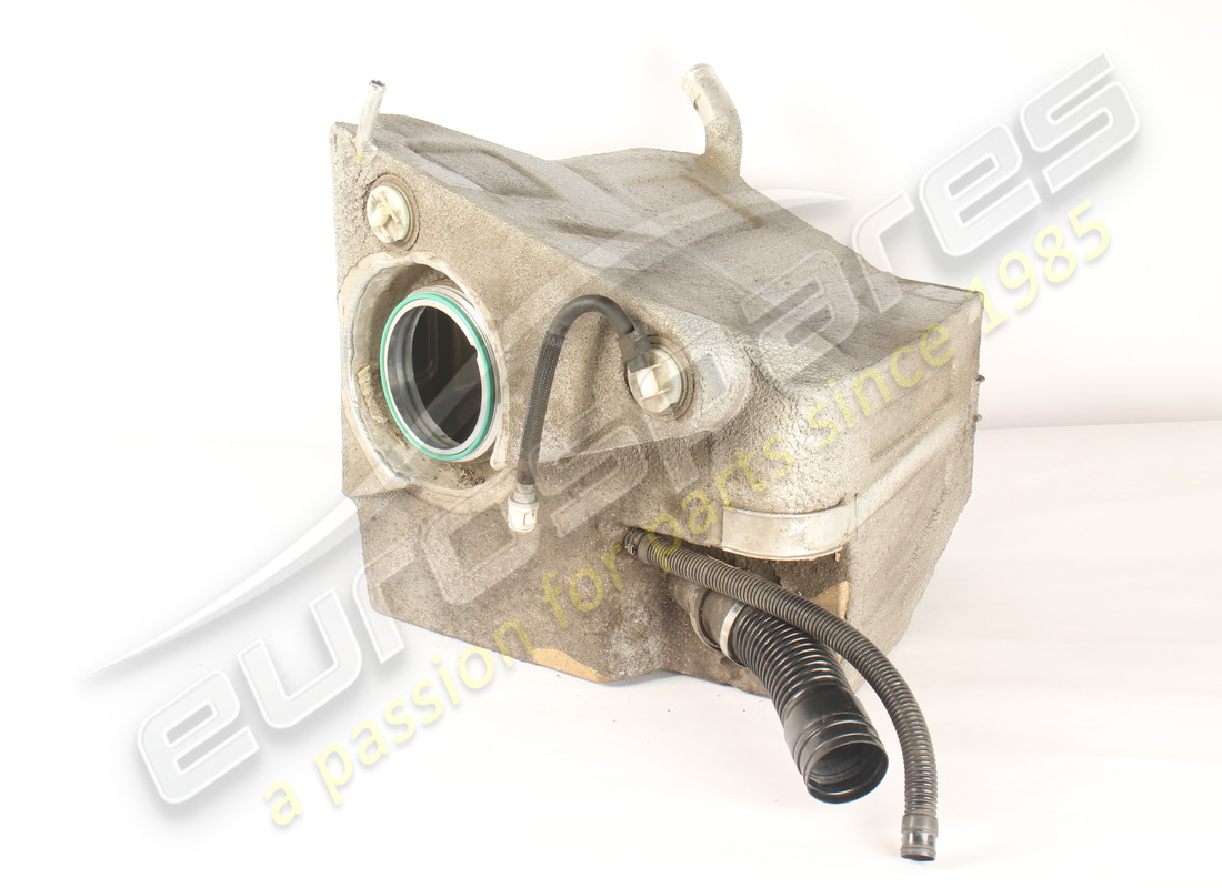 RÉSERVOIR DE CARBURANT GAUCHE Ferrari UTILISÉ. NUMÉRO DE PIÈCE 181020 (1)