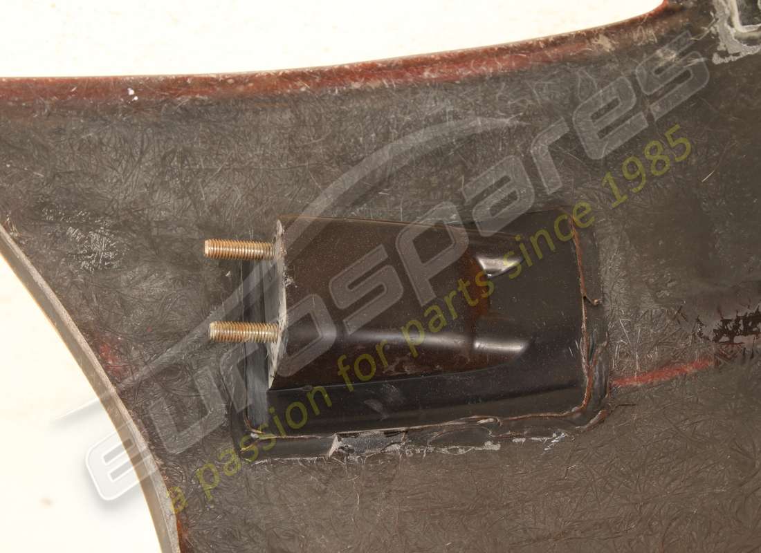 nouveau pare-choc arrière eurospares. numéro de pièce 69828810 (3)