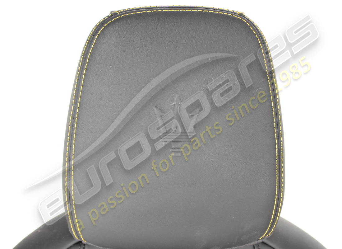 ensemble de siège avant droit maserati endommagé. numéro de pièce 670207074 (6)