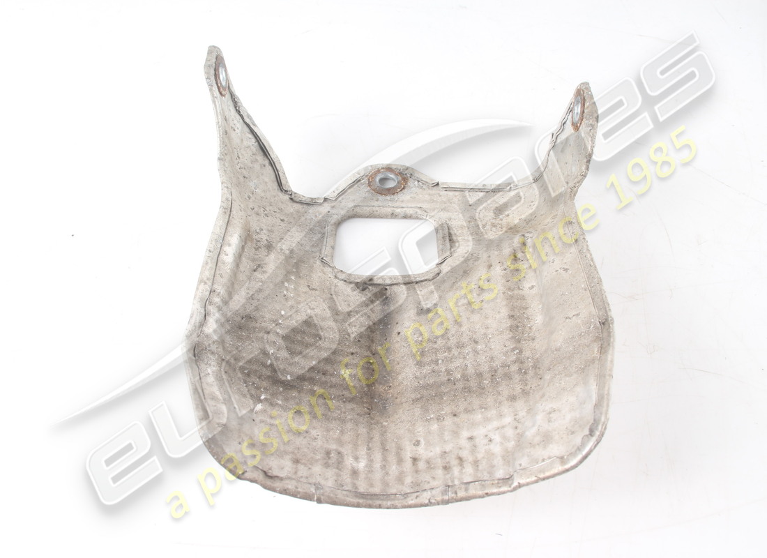 BOUCLIER THERMIQUE DE DIFFÉRENTIEL ARRIÈRE D'OCCASION MASERATI. RÉFÉRENCE 670002208 (4) bouclier thermique de différentiel arrière d'occasion maserati. référence 670002208 (4)