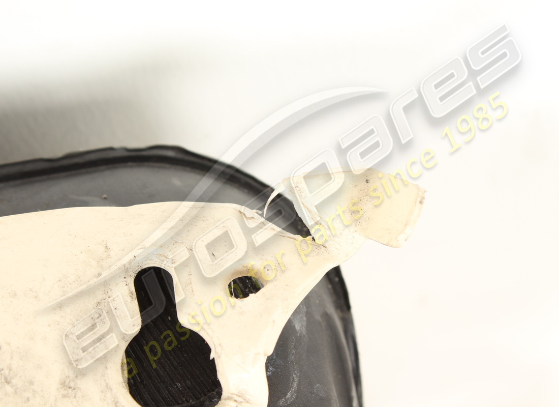 réservoir de carburant porsche endommagé. numéro de pièce 992201076g (5)