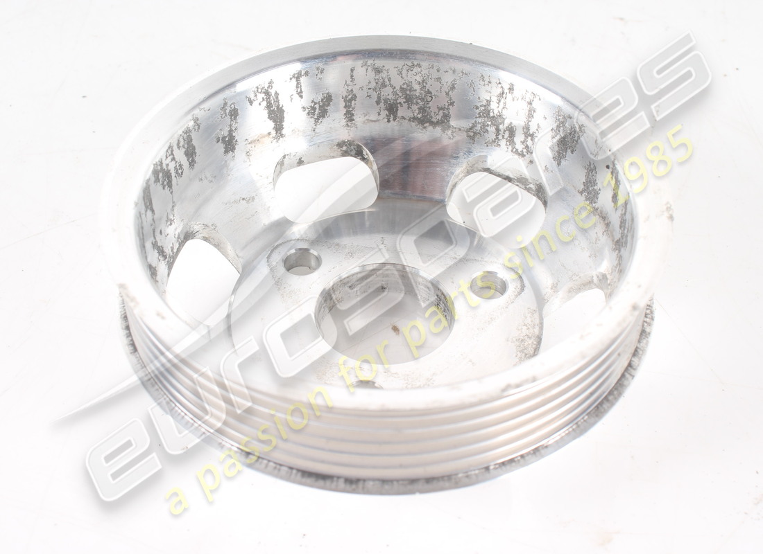 POULIE FERRARI UTILISÉE POUR PU DE DIRECTION ASSISTÉE. NUMÉRO DE PIÈCE 313375 (2) poulie ferrari utilisée pour pu de direction assistée. numéro de pièce 313375 (2)
