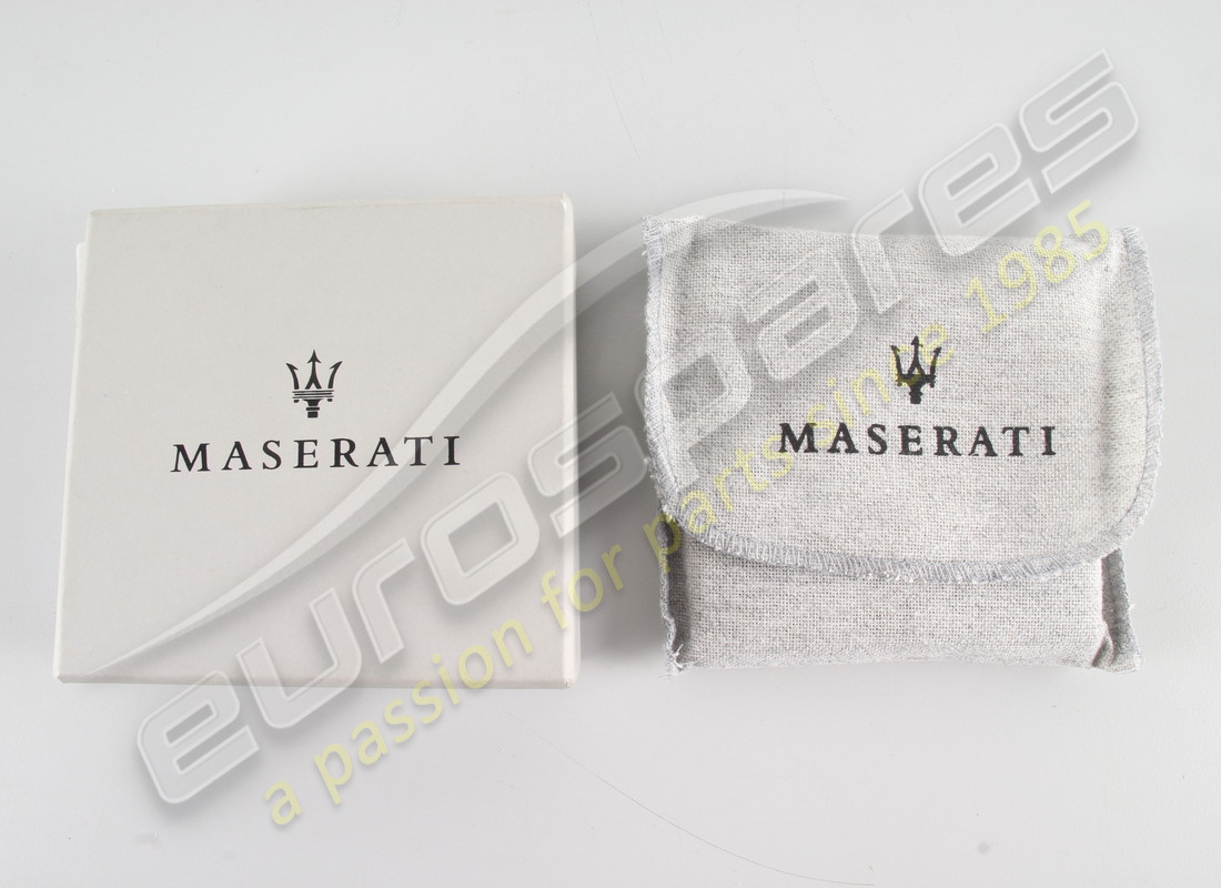 nouveau porte-monnaie maserati. numéro de pièce eap1553119 (1)