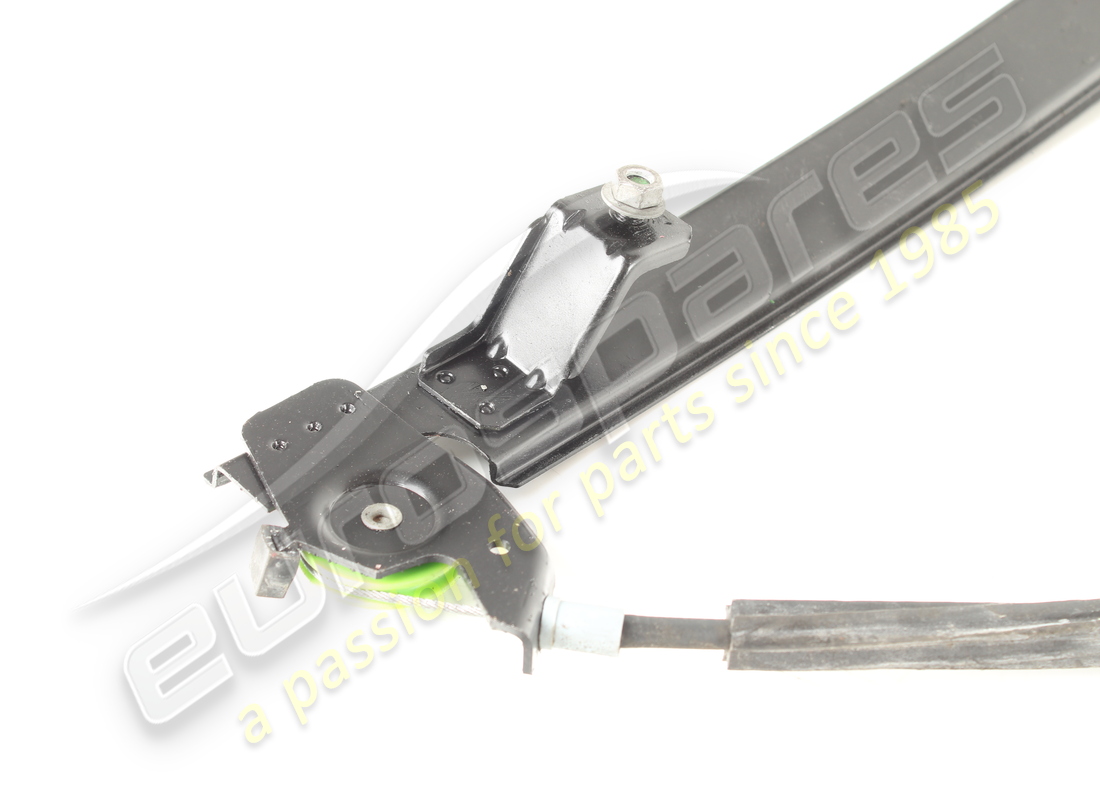 levier de vitre avant droit d'occasion maserati. référence 84934000 (3)