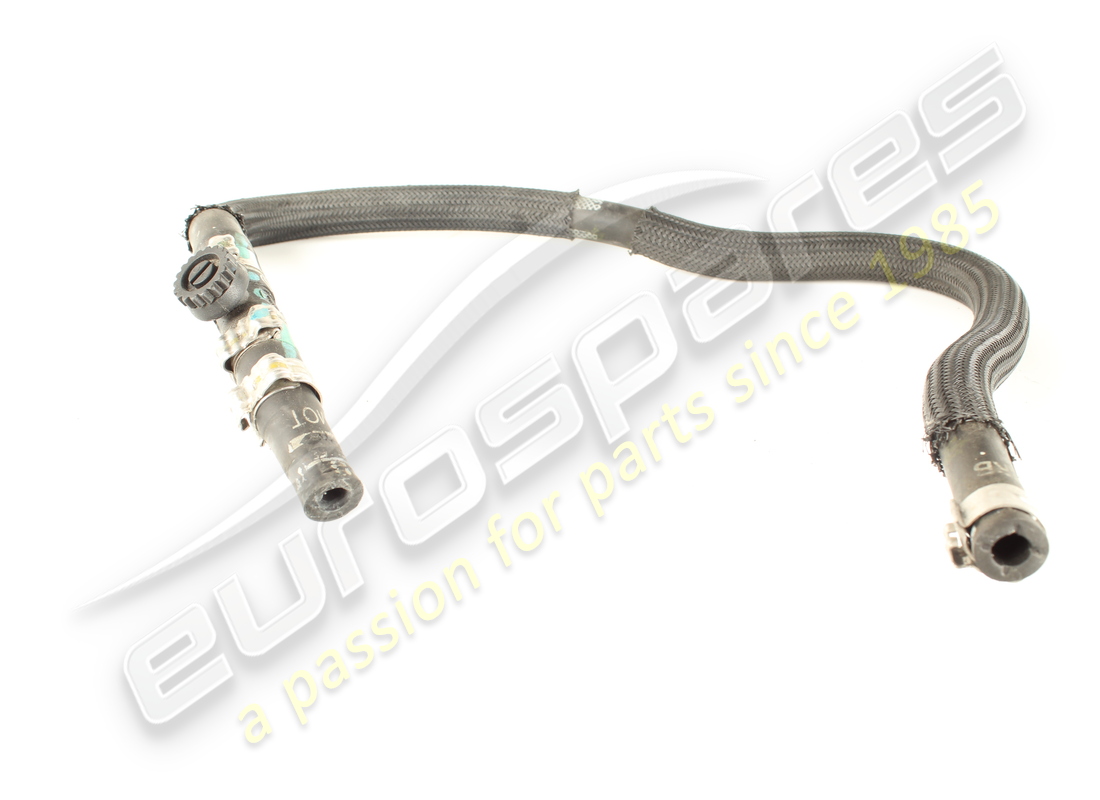 TUYAU Maserati UTILISÉ. NUMÉRO DE PIÈCE 670004133 (1)