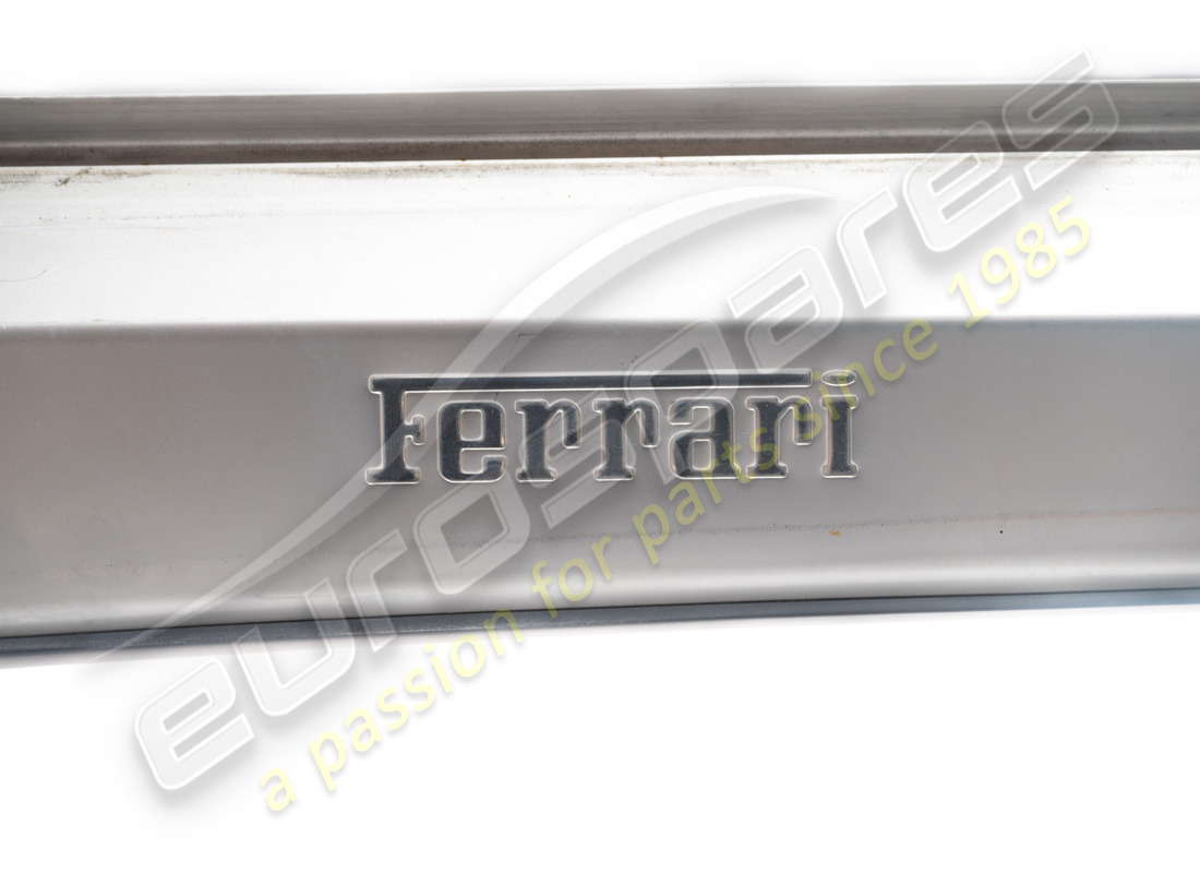 plaque de pied gauche ferrari utilisée. numéro de pièce 68146600 (2)