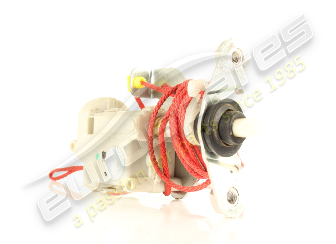 utilisé ferrari actionneur. numéro de pièce 85143200 (4)