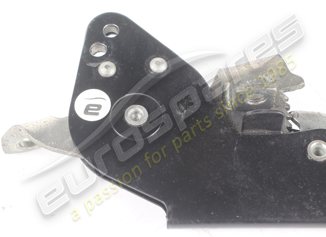 LEVIER DE FREIN À MAIN MASERATI UTILISÉ. NUMÉRO DE PIÈCE 378090109 (5) levier de frein à main maserati utilisé. numéro de pièce 378090109 (5)