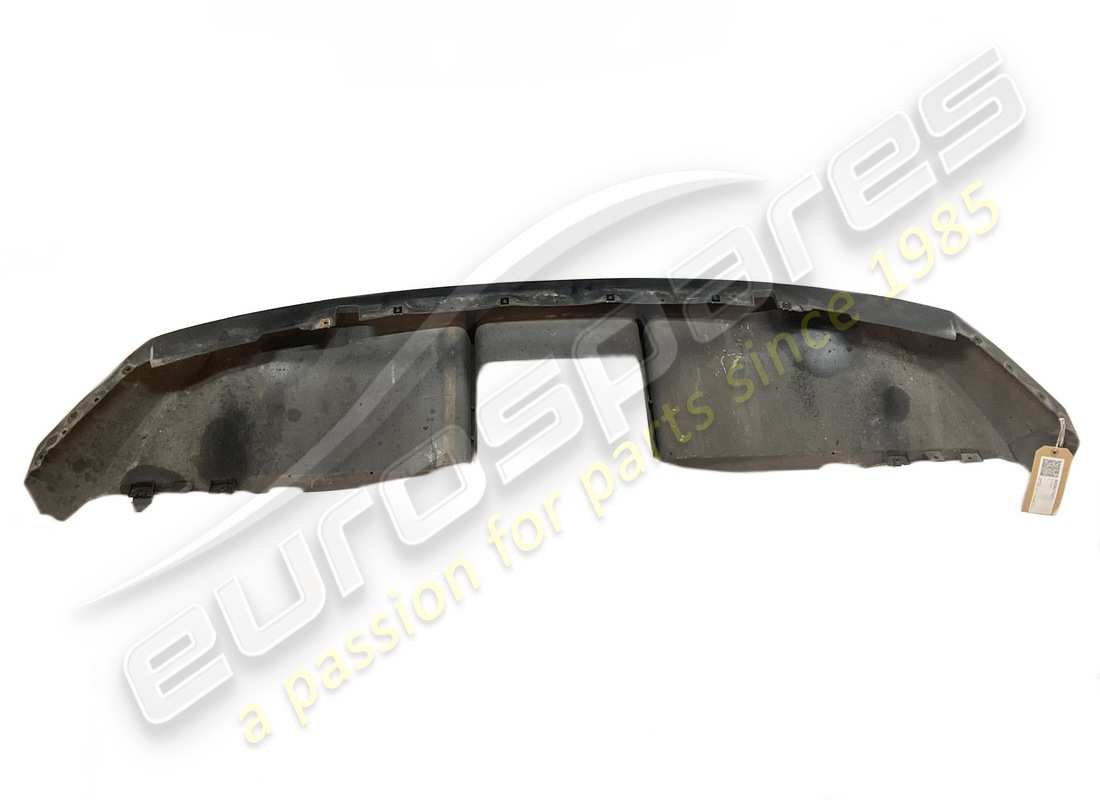 couvercle de lamborghini endommagé, pare-choc inférieur. numéro de pièce 400807527 (2)