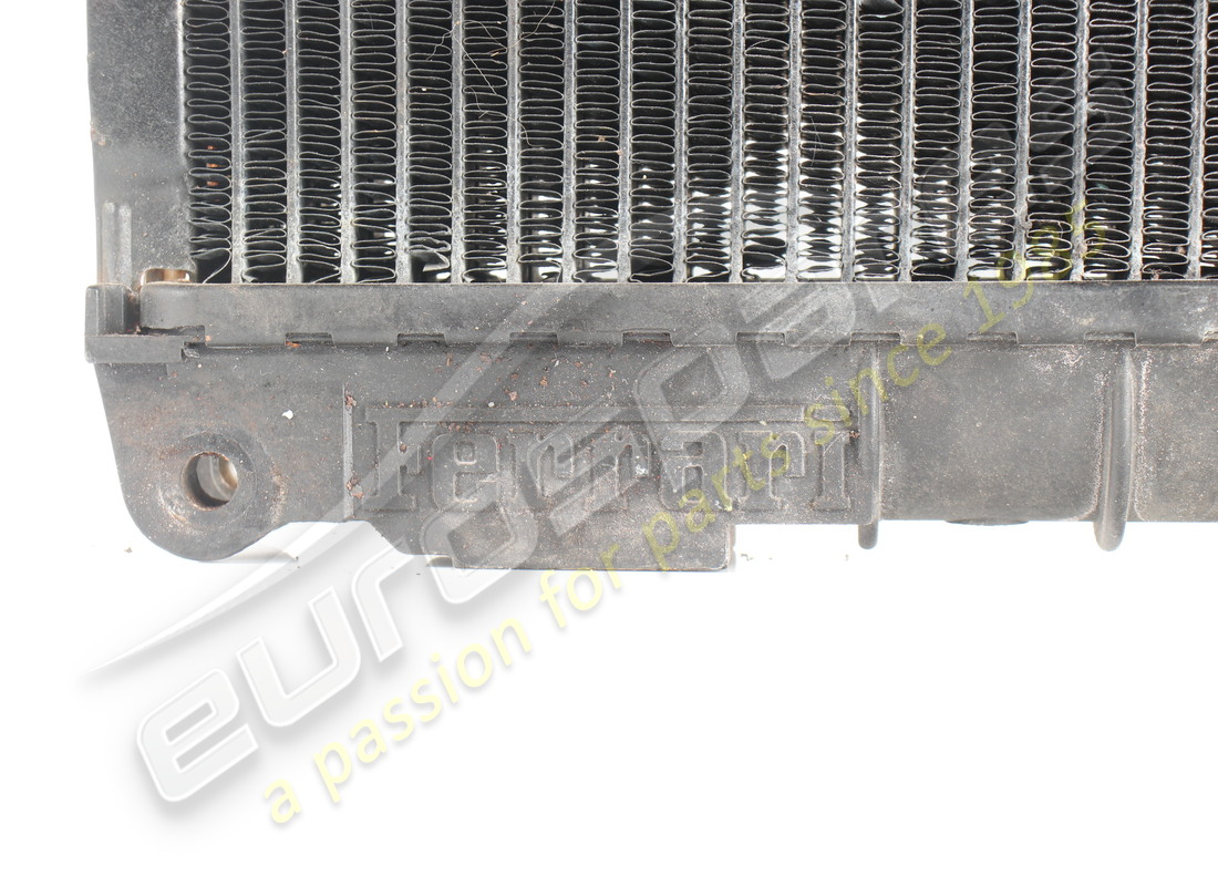 radiateur d'eau rh utilisé ferrari. numéro de pièce 137619 (2)
