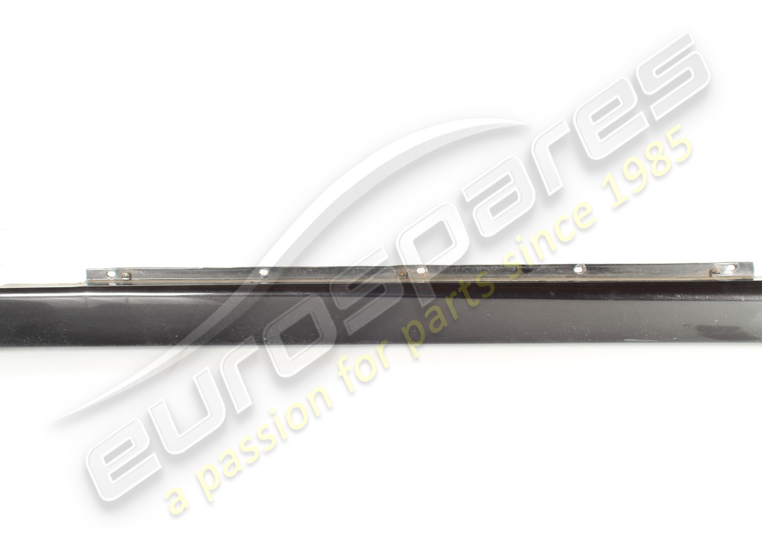 utilisé maserati jupe latérale gauche. numéro de pièce 980000907 (3)