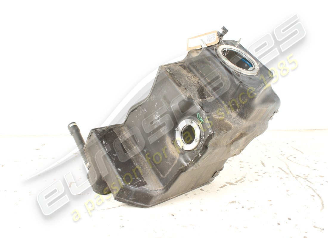RÉSERVOIR DE CARBURANT GAUCHE Ferrari UTILISÉ. NUMÉRO DE PIÈCE 276667 (1)