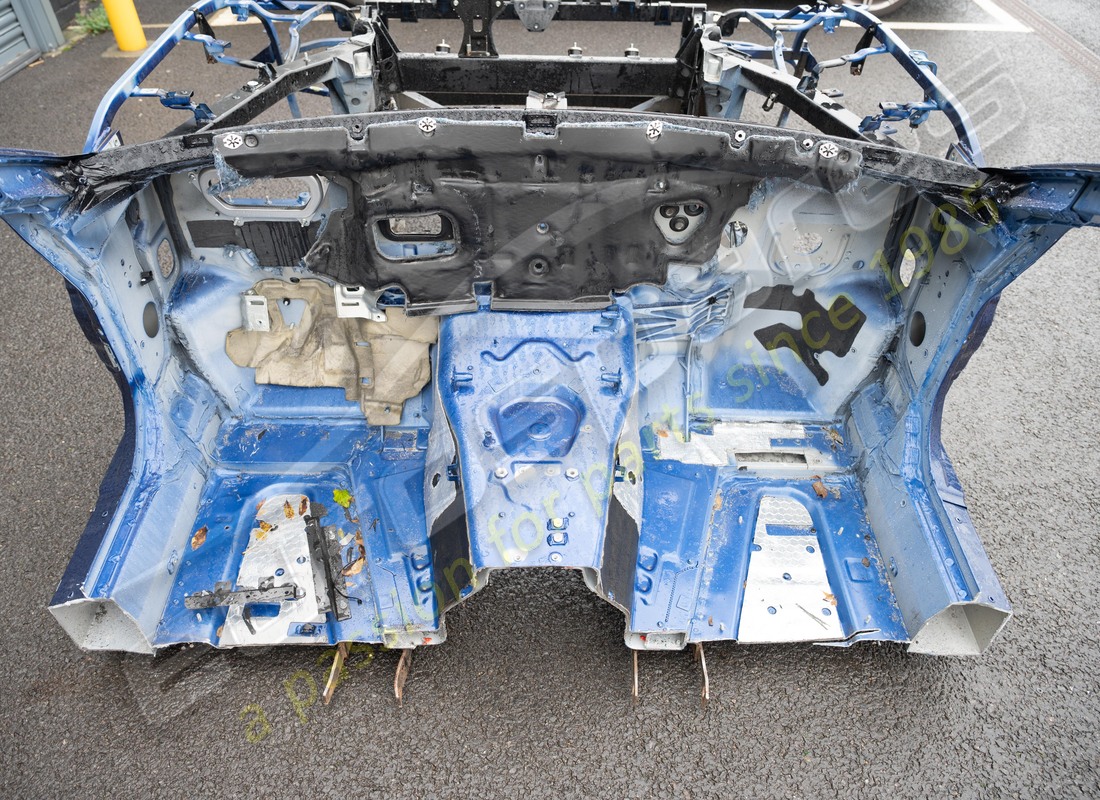 CHÂSSIS AVANT LUSSO D'OCCASION EUROSPARES GTC4. RÉFÉRENCE EAP1726379 (7) châssis avant lusso d'occasion eurospares gtc4. référence eap1726379 (7)