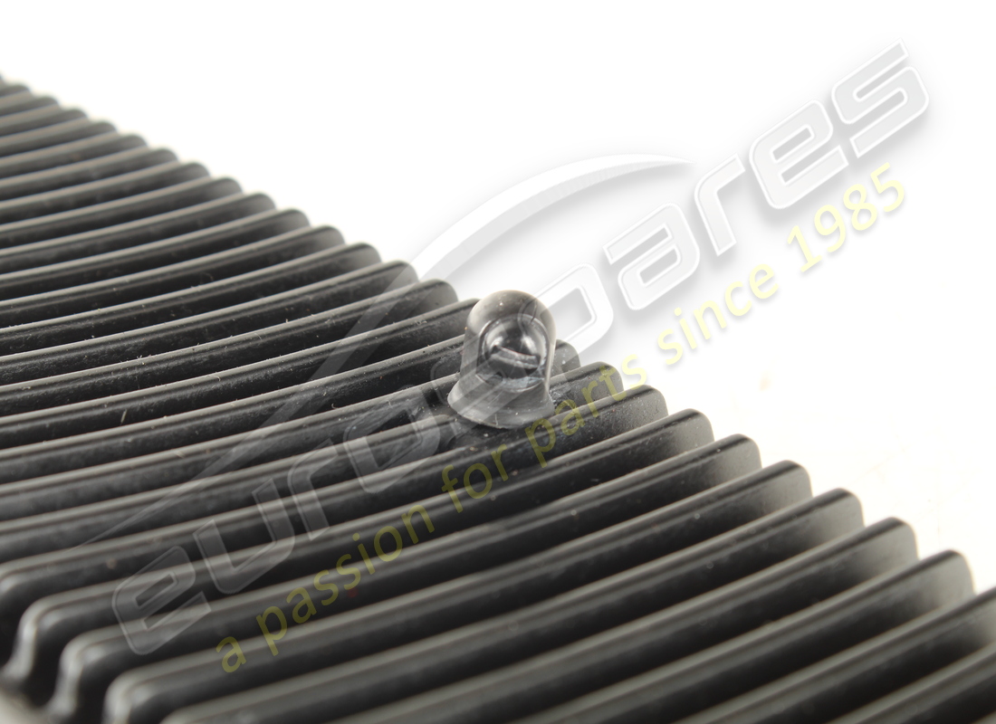 OCCASION FERRARI GRILLE RH CONDUITE À DROITE NUMÉRO DE PIÈCE 60587700 (3) occasion ferrari grille rh conduite à droite numéro de pièce 60587700 (3)