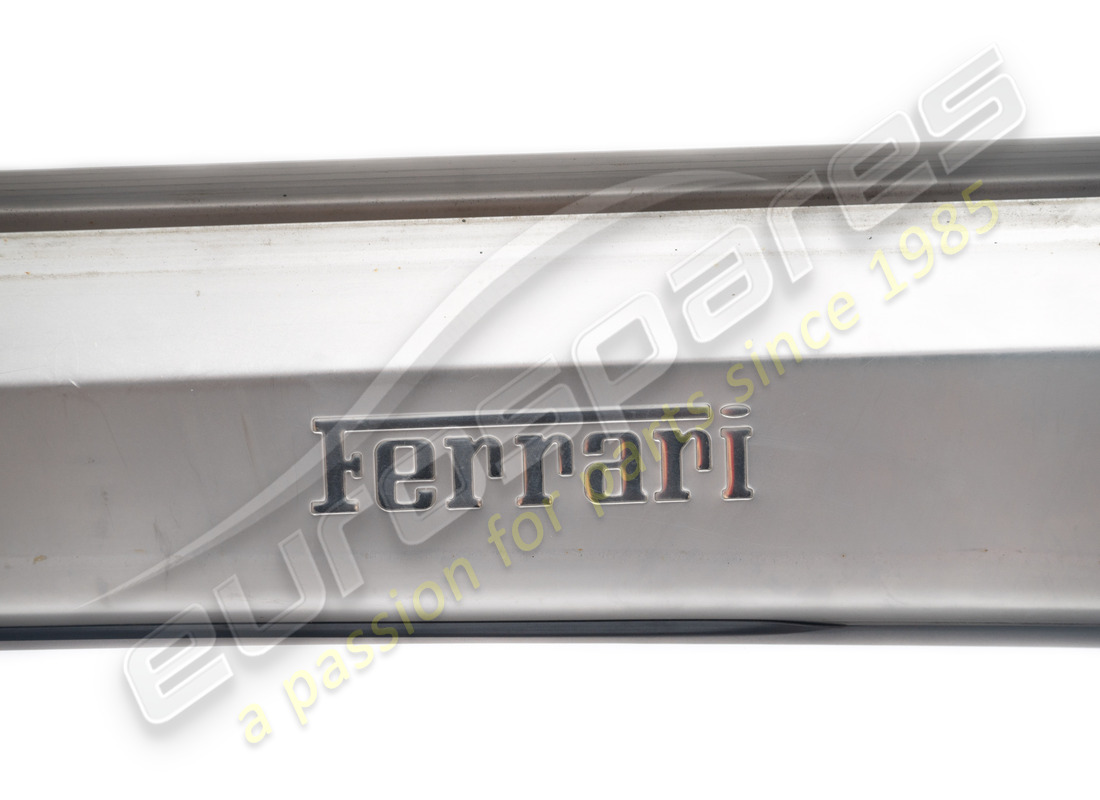 nouvelle plaque de pied droite ferrari. numéro de pièce 68146500 (2)
