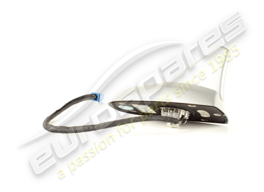 couvercle d'antenne radio appreté maserati d'occasion (. numéro de pièce 673000028 (2)