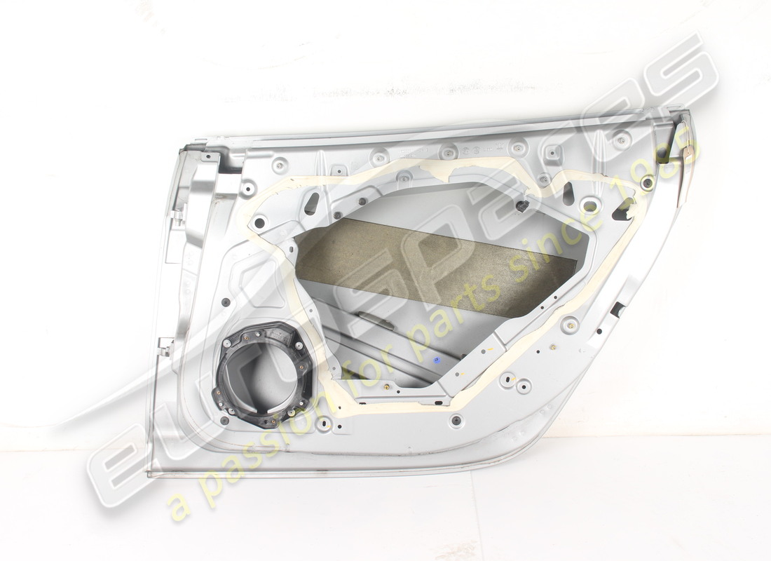 utilisé maserati porte arrière droite complète. numéro de pièce 673000809 (2)