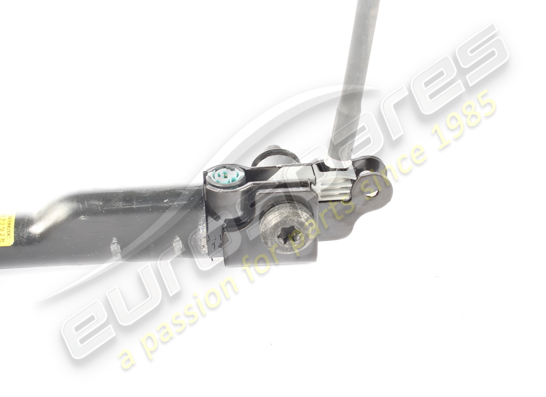 prétensionneur gauche d'occasion maserati. numéro de pièce 675002169 (4)