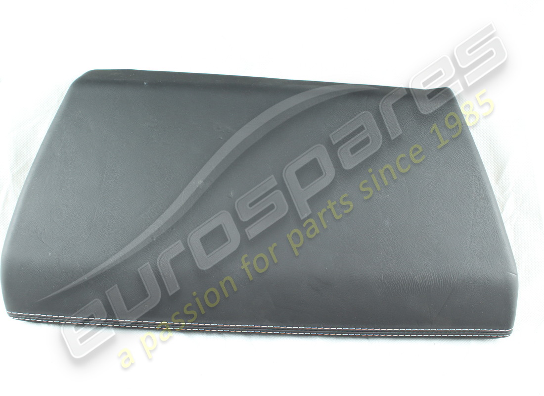 porte garniture de ferrari utilisée. numéro de pièce 82875600 (3)