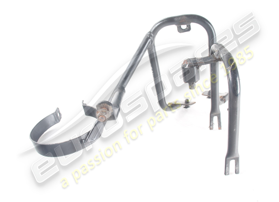 utilisé le soutien maserati. numéro de pièce 383800116 (3)