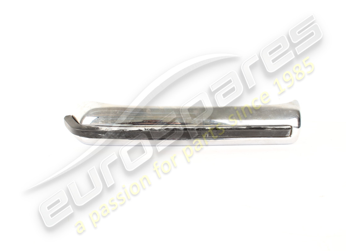 PARE-CHOC AVANT DROIT D'OCCASION Ferrari. NUMÉRO DE PIÈCE 30027908 (1)