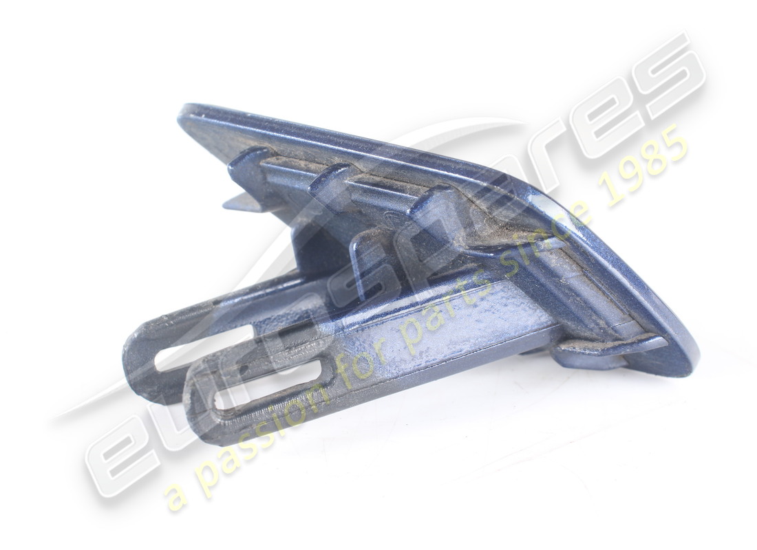 COUVERCLE DE LAVE-PHARES GAUCHE RONDELLE' OCCASION FERRARI. NUMÉRO DE PIÈCE 87407210 (2) couvercle de lave-phares gauche rondelle' occasion ferrari. numéro de pièce 87407210 (2)