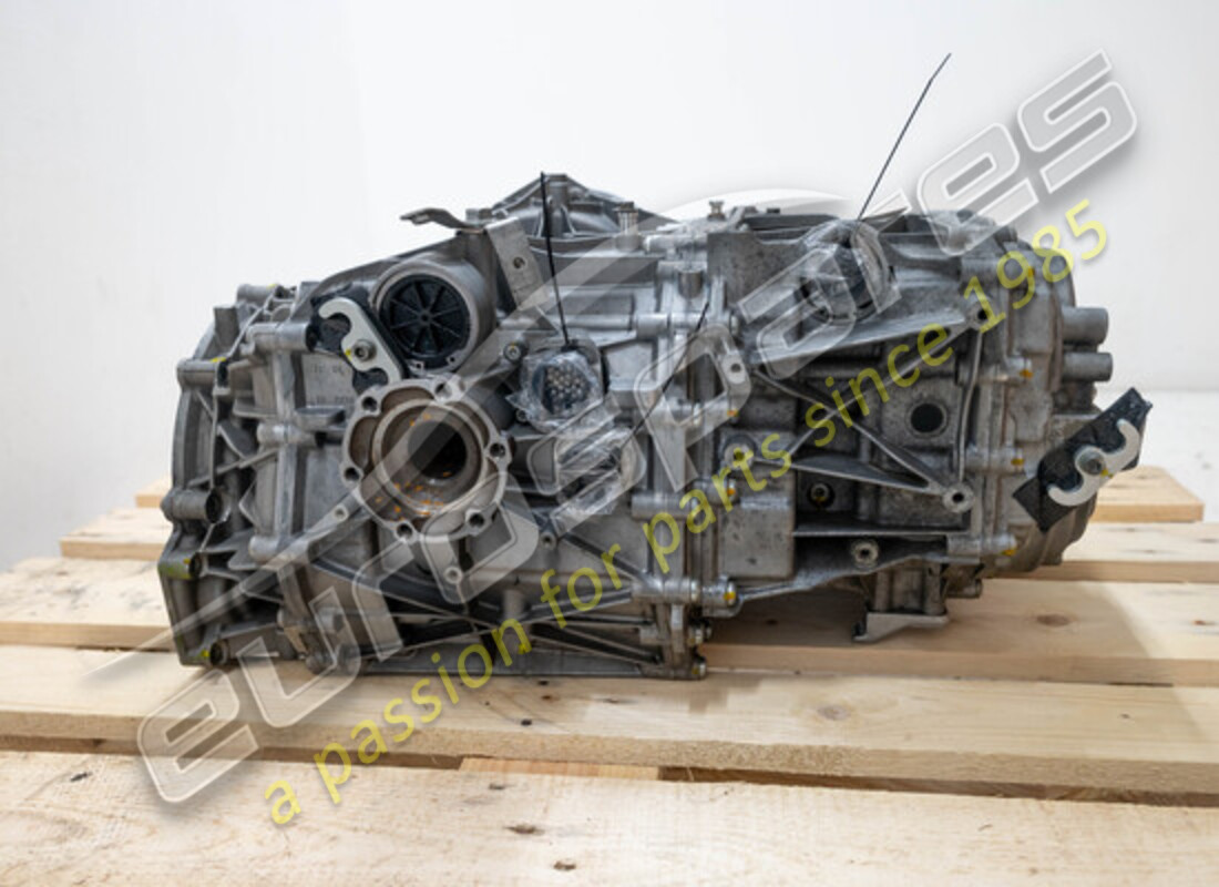 ferrari boite de vitesses complète à double embrayage d'occasion. numéro de pièce 286043 (1)