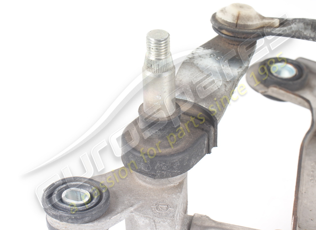 ESSUIE-GLACE FERRARI UTILISÉ AVEC MOTEUR. NUMÉRO DE PIÈCE 84198200 (7) essuie-glace ferrari utilisé avec moteur. numéro de pièce 84198200 (7)