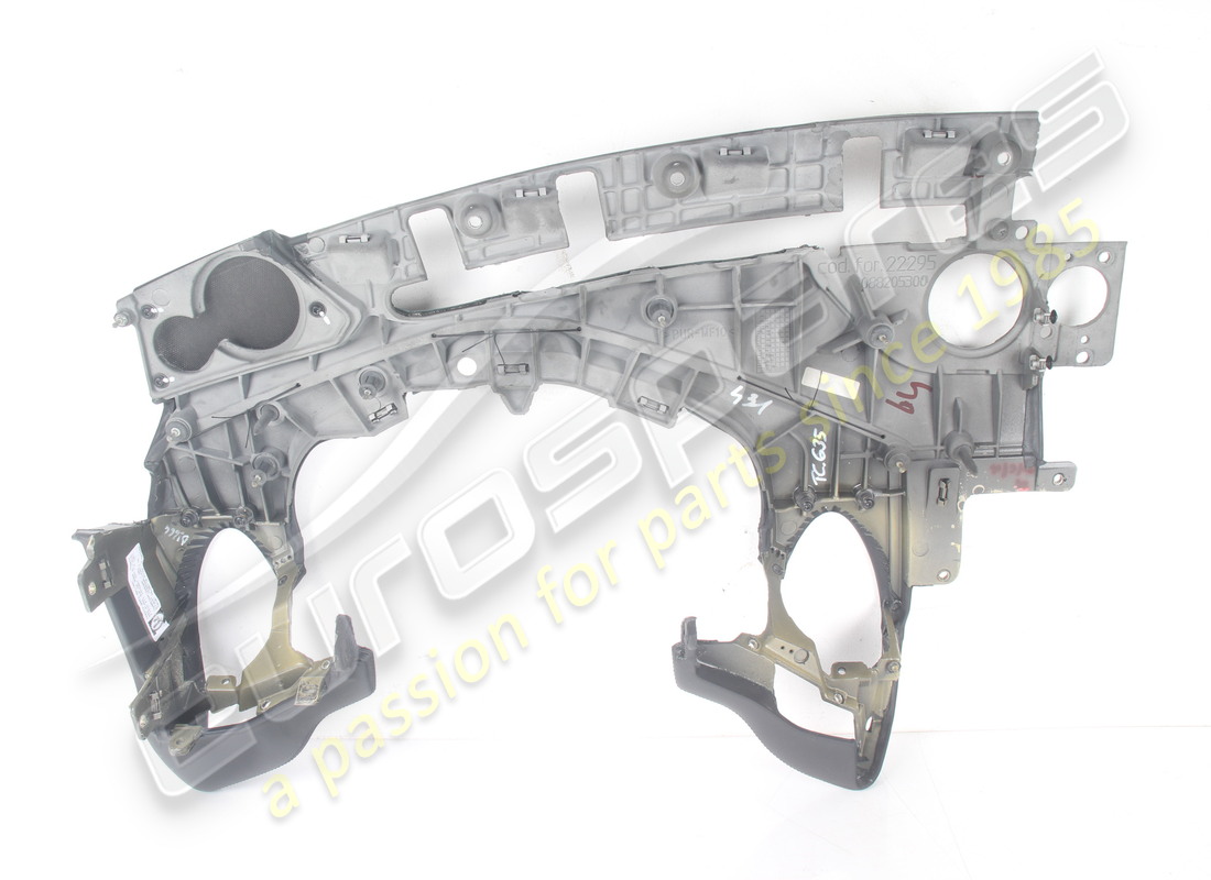 UTILISÉ FERRARI PARTIE SUPÉRIEURE COMPLÈTE DU CÔTÉ DROIT DU TABLEAU DE BORD. NUMÉRO DE PIÈCE 89011200 (3) utilisé ferrari partie supérieure complète du côté droit du tableau de bord. numéro de pièce 89011200 (3)