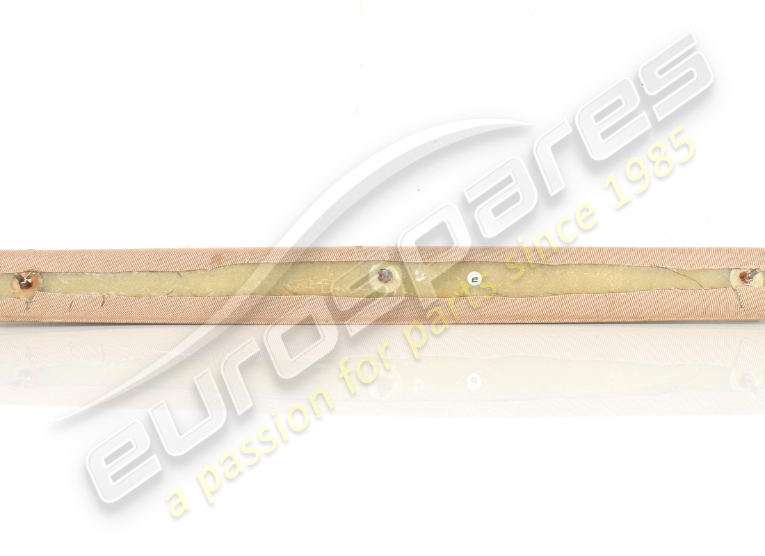 moulure ferrari utilisée. numéro de pièce 60997400 (2)