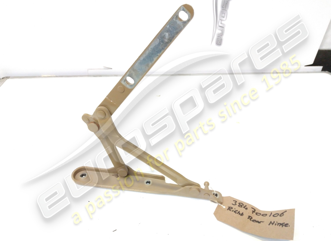 nouveau maserati lugg.comp. rh hingeno cataph. numéro de pièce 384700106 (1)