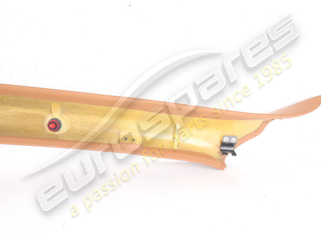 garniture de montant de pare-brise droit d'occasion ferrari. numéro de pièce 87906400 (4)