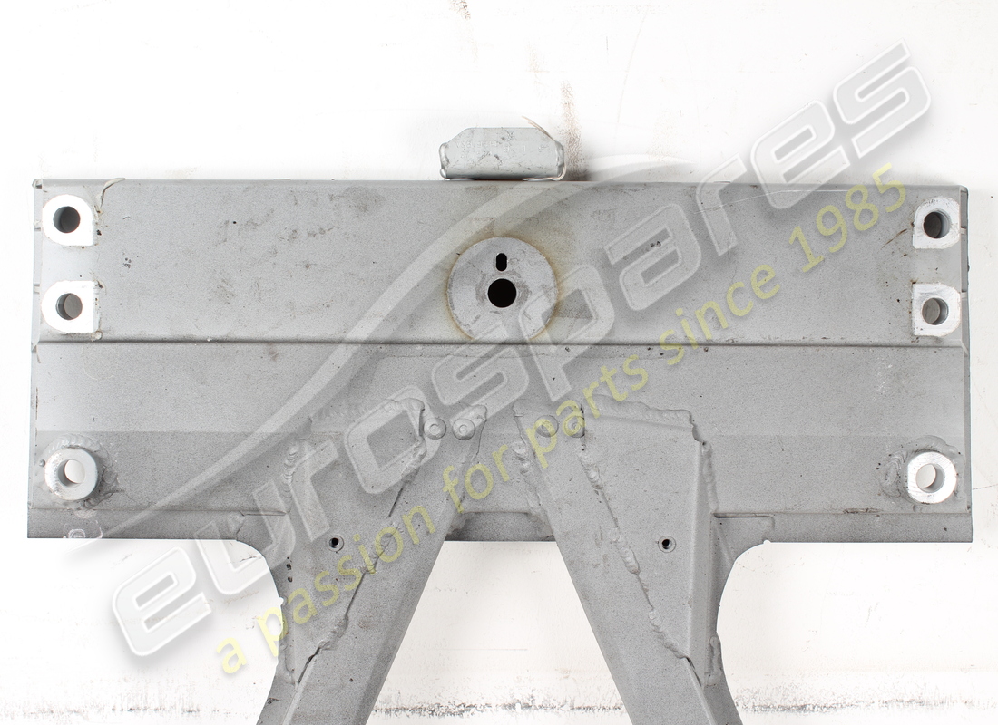 utilisé ferrari sous-châssis moteur. numéro de pièce 985278223 (2)