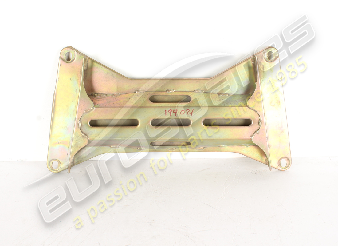nouveau ferrari sous plaque d'échappement. numéro de pièce 985199021 (1)
