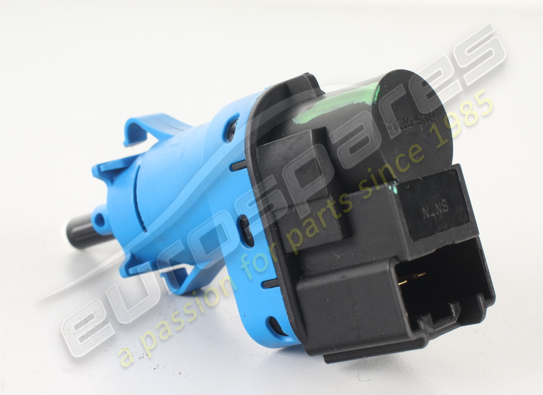 interrupteur-feu stop d'occasion aston martin. numéro de pièce 4g433710037 (2)