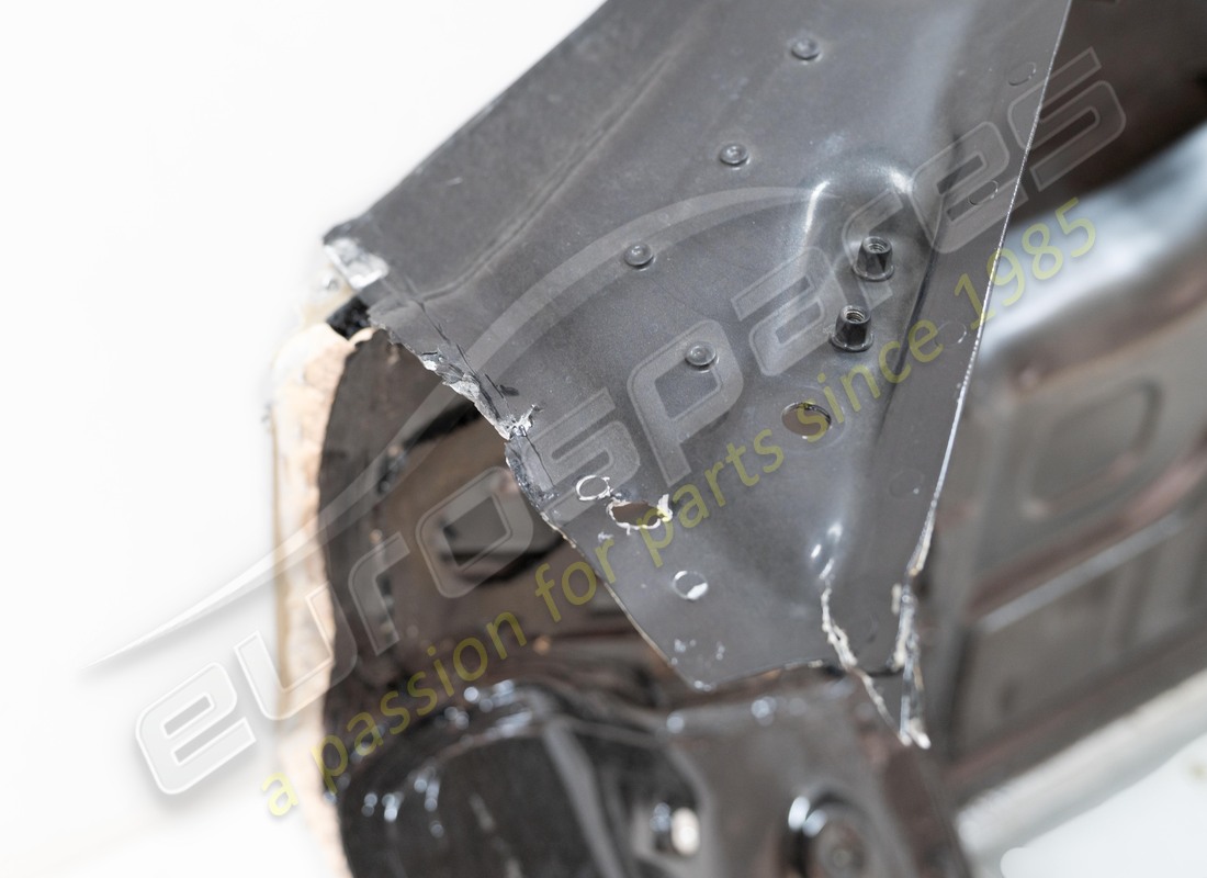 plancher de coffre arrière d'occasion eurospares. référence eap1566255 (3)