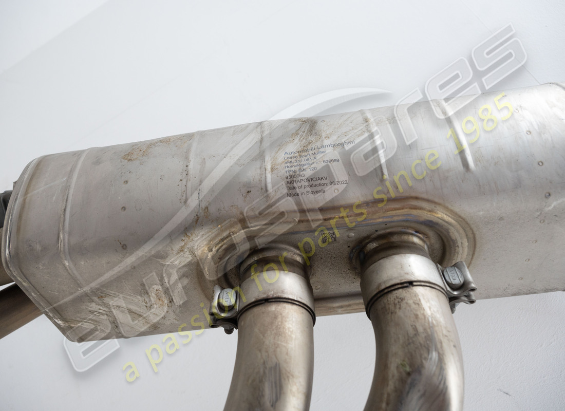 échappement sport akrapovic d'occasion lamborghini urus. numéro de pièce 4ml251051a (3)