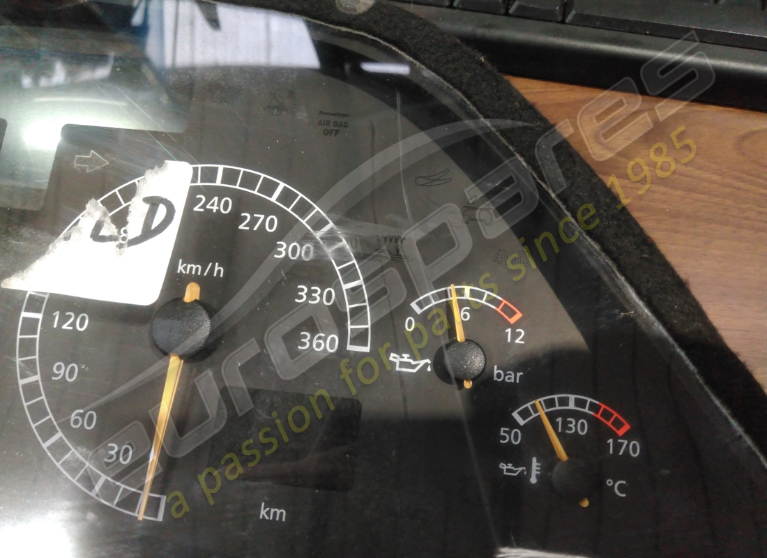 ensemble d'instrument lamborghini endommagé. numéro de pièce 0060013343 (2)
