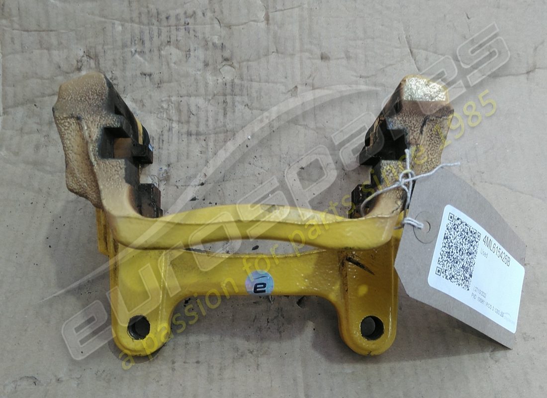 utilisé lamborghini porte-étrier avec. numéro de pièce 4ml615426b (2)