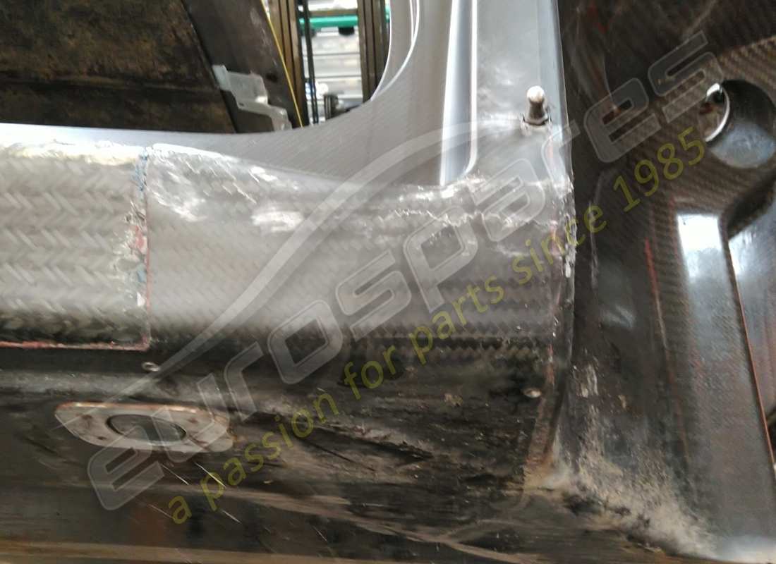 eurospares monocoque aventador utilisé. numéro de pièce eap1377688 (6)