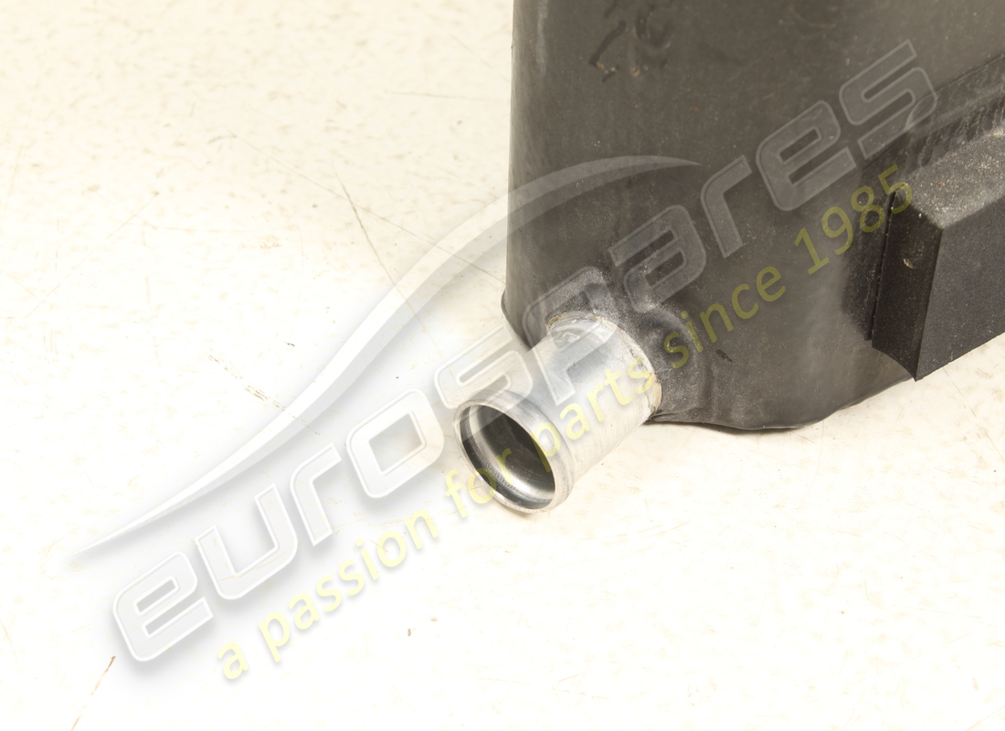 réservoir de carburant droit lamborghini utilisé. numéro de pièce 470201022h (4)