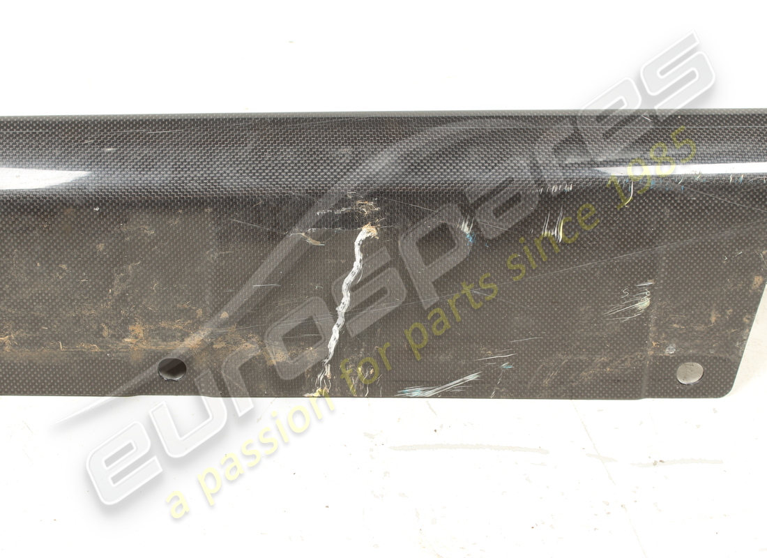couvercle de seuil exterieur droit complet ferrari endommagé. numéro de pièce 89130300 (5)